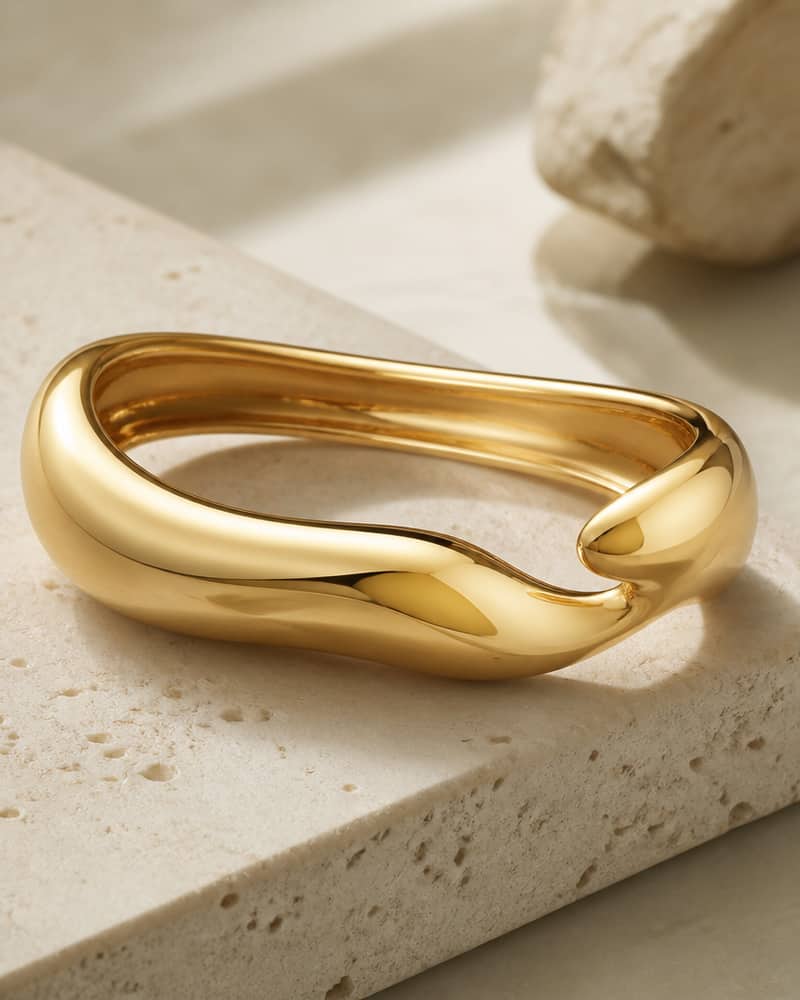 Gold bangle
